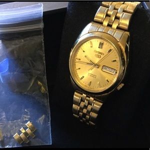 Seiko-Ladies 21 Jewels Automatic Watch